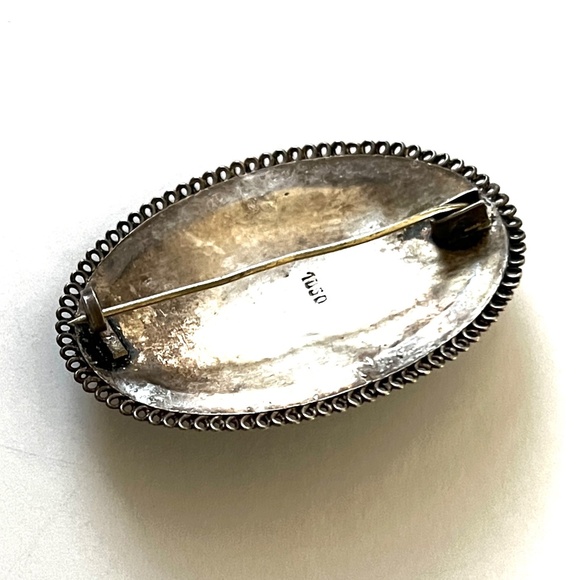 Midcentury 1940's Silver Filagree Brooch - Set with Blue stone - Picture 9 of 14